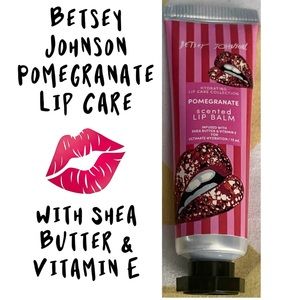 💋Betsey Johnson Pomegranate Hydrating Lip Gloss Buy 2 Get 1 FREE💋